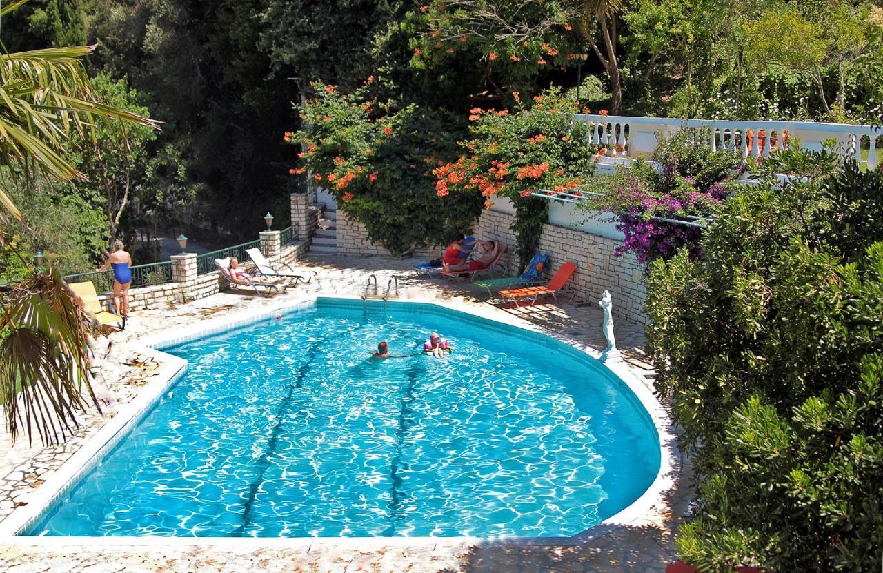 Callisto Beach Hotel Liapades Exterior foto