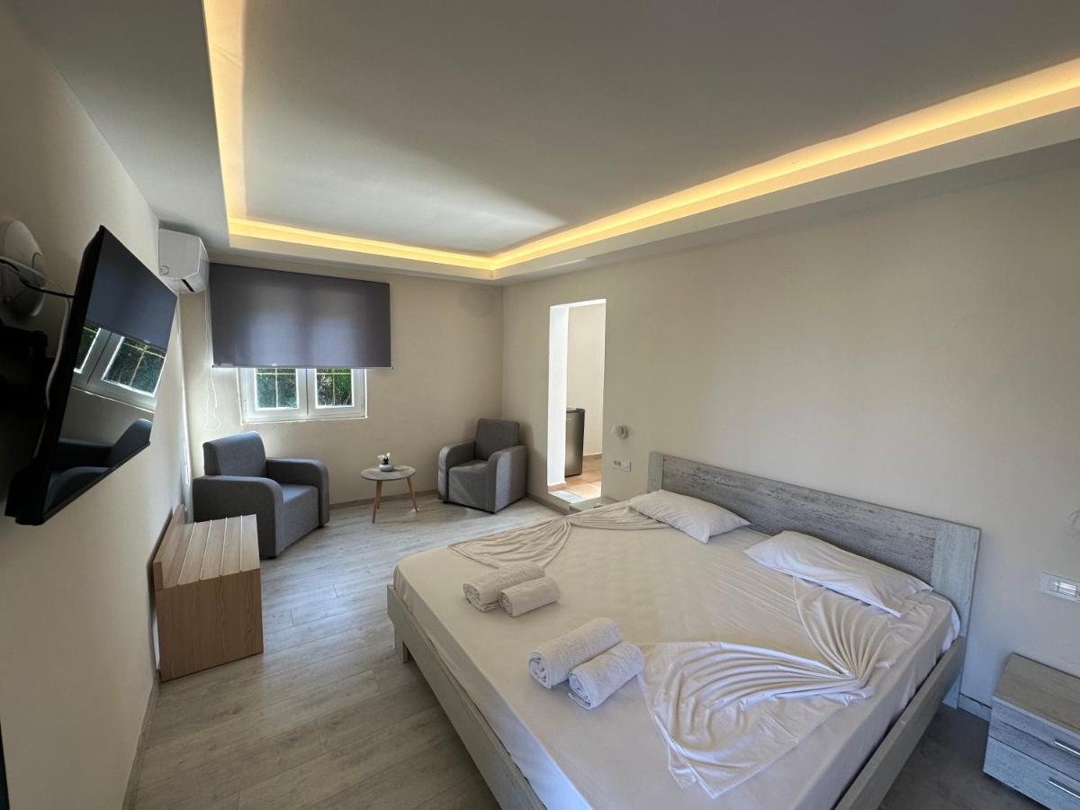 Callisto Beach Hotel Liapades Exterior foto